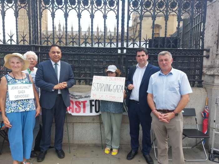 MPs Richard Burgon, Imran Hussein and Ian Byrne at FAST FOR GAZA